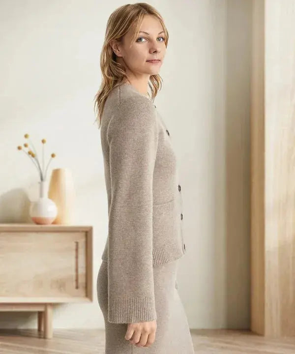 Alissa Varm Strikka Cardigan AuroraNorge